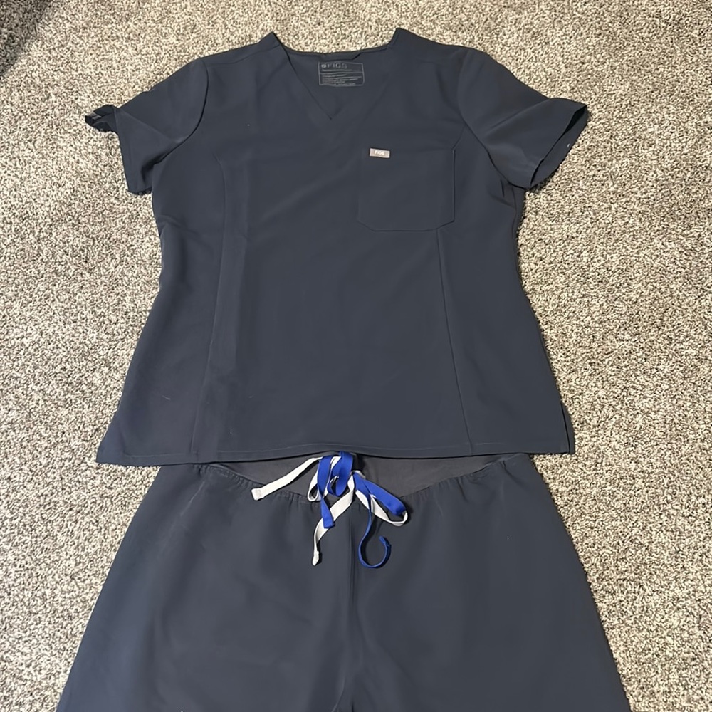 Grey women’s Figs scrubs